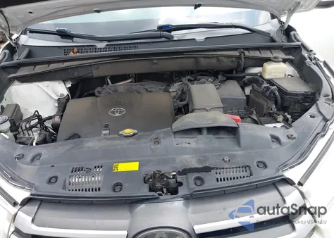 2017 Toyota Highlander Le Plus from USA, damaged, VIN 5TDBZRFH7HS456148